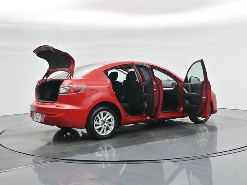 2013 Mazda Mazda3 i Touring