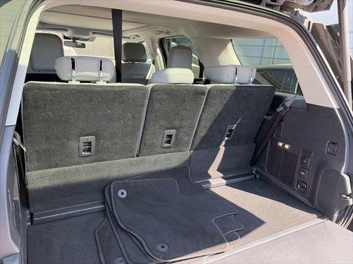 Glacier Gray Metallic 2025 Ford Expedition Active