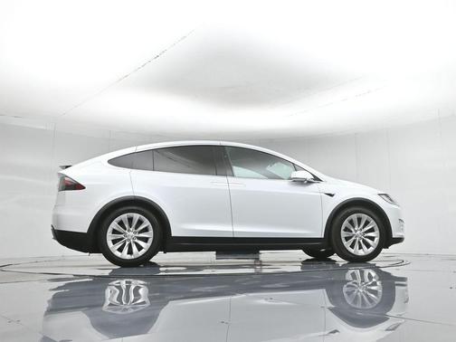 Pearl White Multi 2020 Tesla Model X Long Range