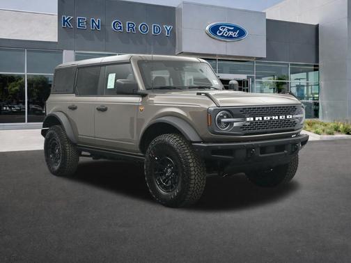 Gray 2026 Ford Bronco Badlands