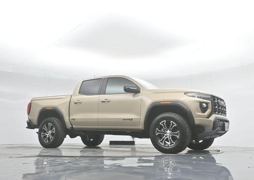 2023 GMC Canyon AT4