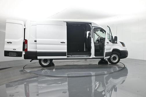 2026 Ford Transit-250 148 WB Medium Roof Cargo