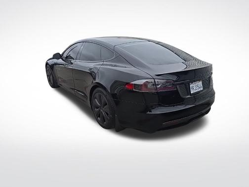2022 Tesla Model S Plaid