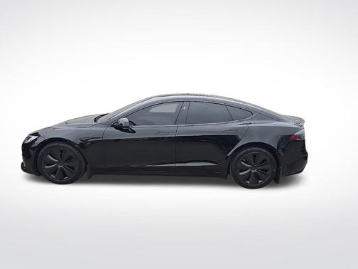 2022 Tesla Model S Plaid