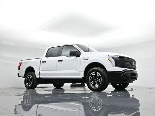 2023 Ford F-150 Lightning Pro