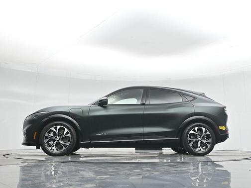 2021 Ford Mustang Mach-E Premium