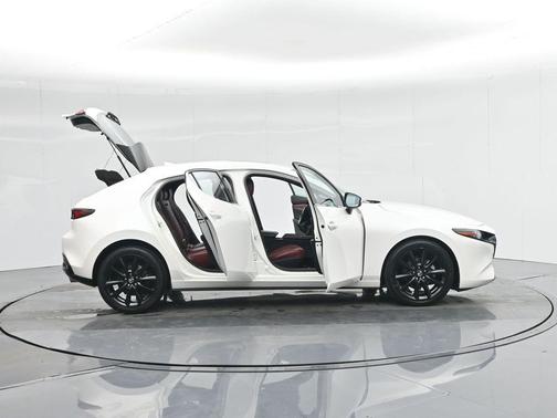 2020 Mazda Mazda3 FWD w/Premium Package