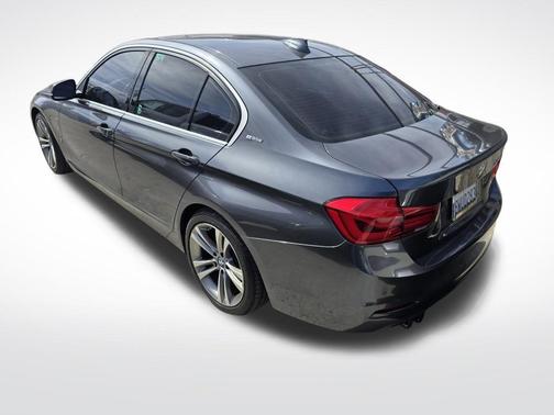 2018 BMW 330e iPerformance