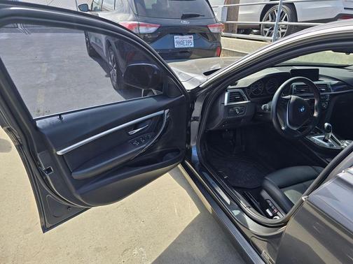 2018 BMW 330e iPerformance