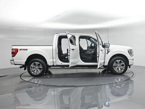 STAR WHITE METALLIC TRICOAT 2023 Ford F-150 PLATINUM