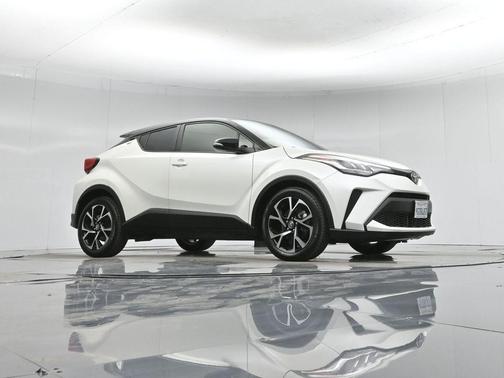 2020 Toyota C-HR XLE
