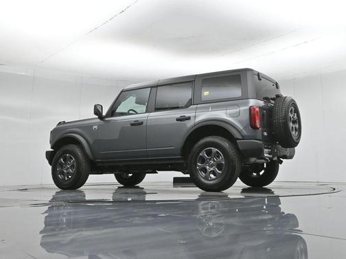 Gray Metallic 2026 Ford Bronco Big Bend