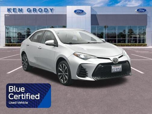 Classic Silver Metallic 2017 Toyota Corolla SE