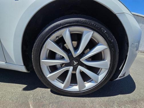 2020 Tesla Model 3 Standard