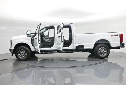 2025 Ford F-350 XLT