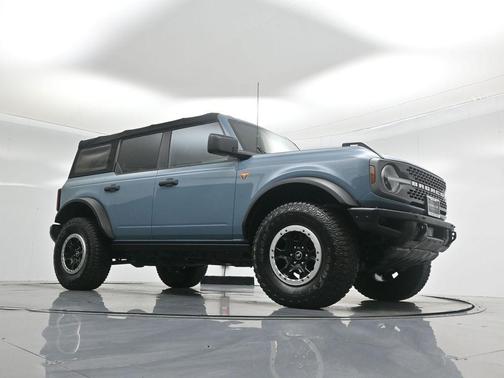 2021 Ford Bronco Badlands