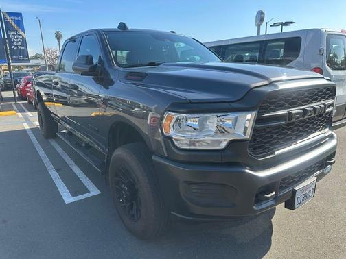 2022 RAM 3500 Tradesman