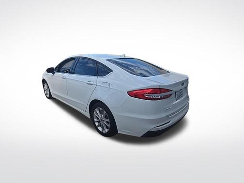 2020 Ford Fusion Hybrid SE