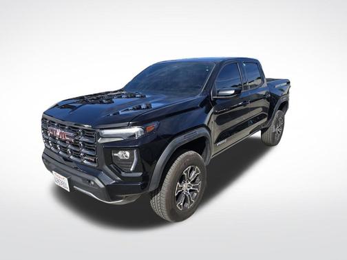 2023 GMC Canyon AT4