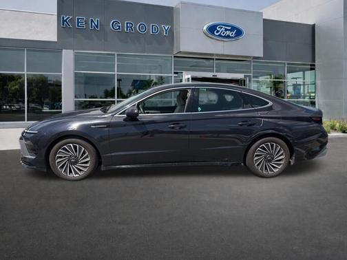 2024 Hyundai SONATA Hybrid SEL