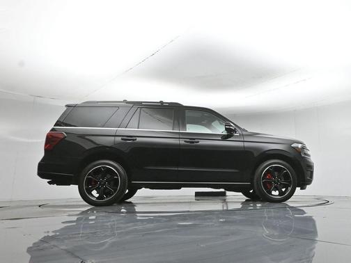 Agate Black Metallic 2023 Ford Expedition Limited