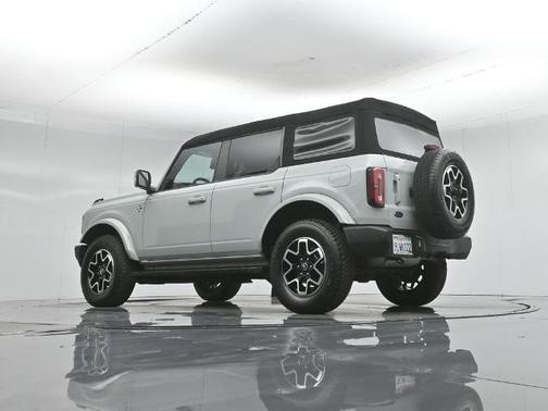 CACTUS GRAY 2023 Ford Bronco OUTER BANKS