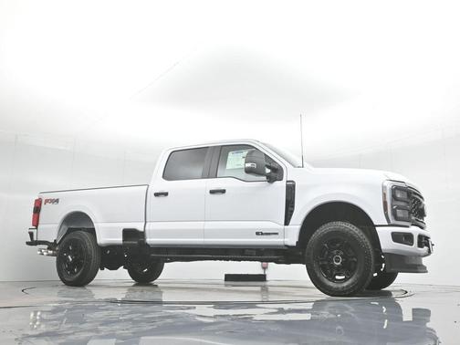 2025 Ford F-350 Lariat Super Duty
