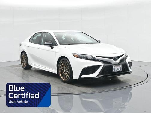 2023 Toyota Camry SE Nightshade