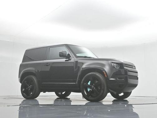 2023 Land Rover Defender 90 V8