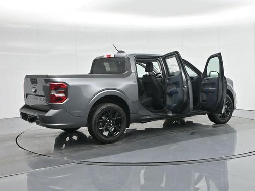 2025 Ford Maverick Lobo Standard