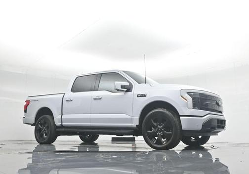 2025 Ford F-150 Lightning Platinum