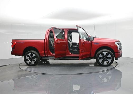 2024 Ford F-150 Lightning Platinum