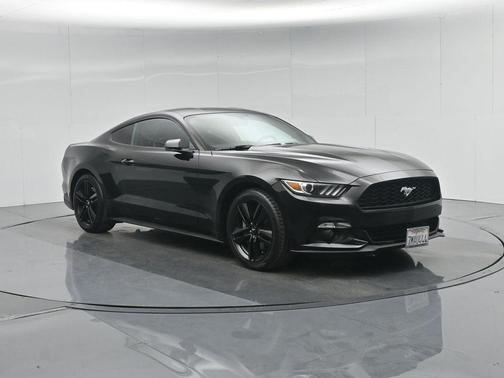 2015 Ford Mustang EcoBoost Premium