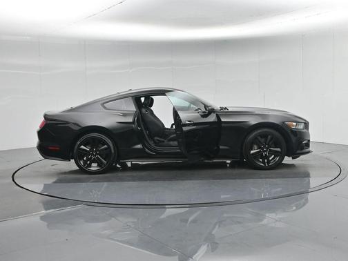 2015 Ford Mustang EcoBoost Premium