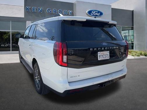 2025 Ford Expedition Max Active