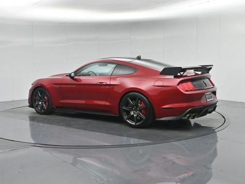 2021 Ford Shelby GT500 Base
