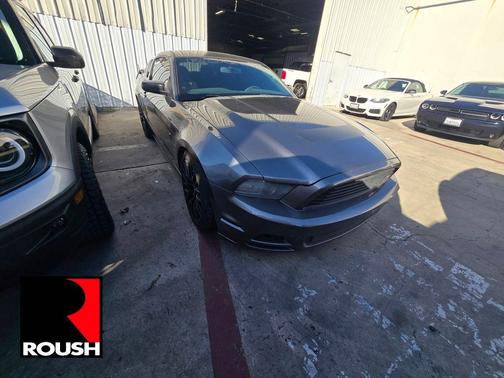 2014 Ford Mustang V6