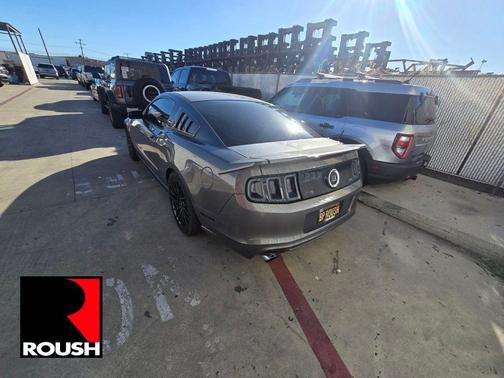 2014 Ford Mustang V6
