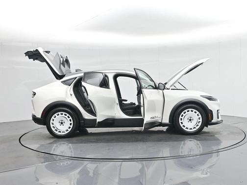 2024 Ford Mustang Mach-E GT