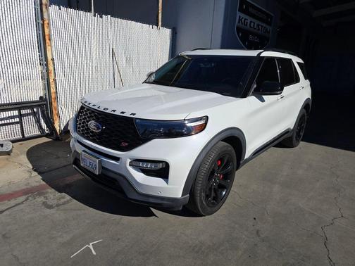 2022 Ford Explorer ST