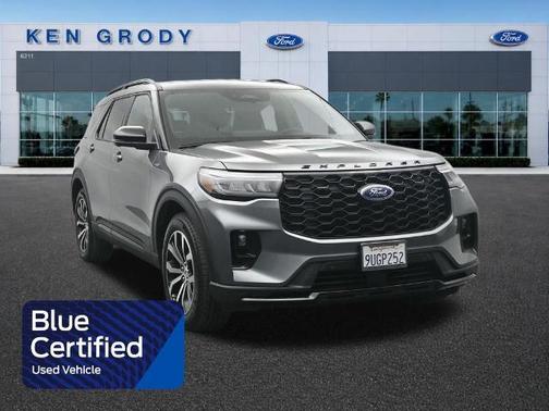 CARBONIZED GRAY METALLIC 2025 Ford Explorer ST-LINE