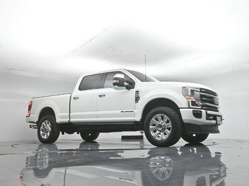 STAR WHITE 2022 Ford F-250 PLATINUM