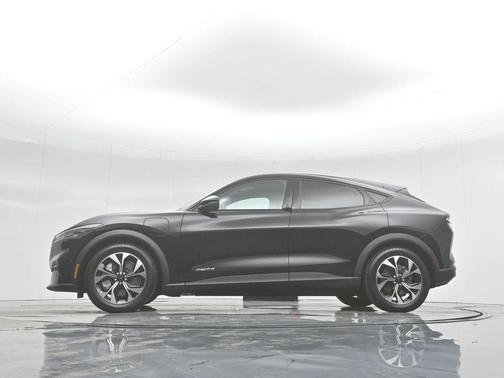 2024 Ford Mustang Mach-E Select