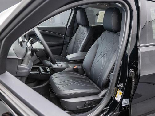 2024 Ford Mustang Mach-E Select