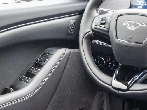 2024 Ford Mustang Mach-E Select