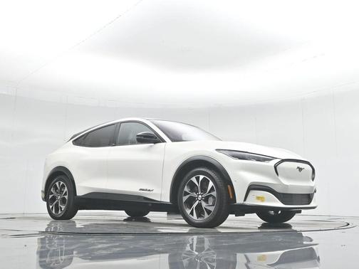 2022 Ford Mustang Mach-E Premium