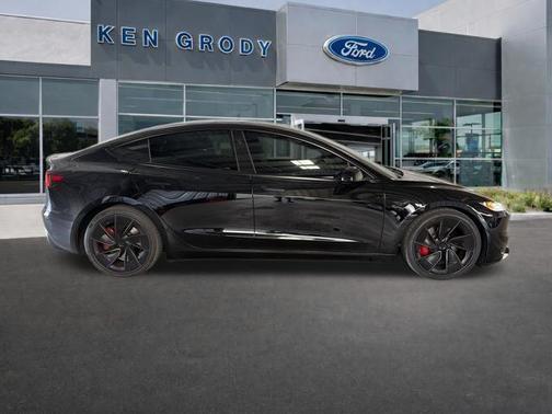 Black 2024 Tesla Model 3 Performance