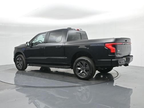 2024 Ford F-150 Lightning LARIAT