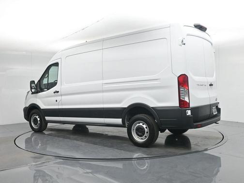 2025 Ford Transit-250 148 WB Medium Roof Cargo
