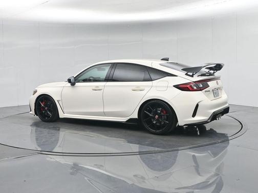 Championship White 2024 Honda Civic Type R Base